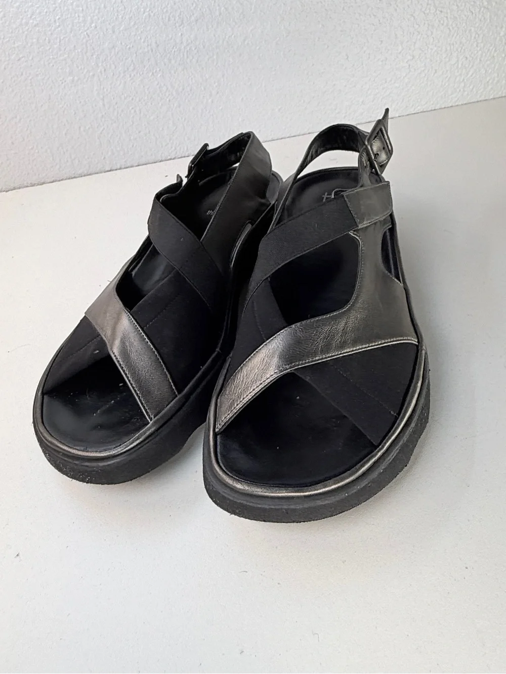Thierry Rabotin Metallic Pewter Platform Comfort Sandals EU 38 womens size 8